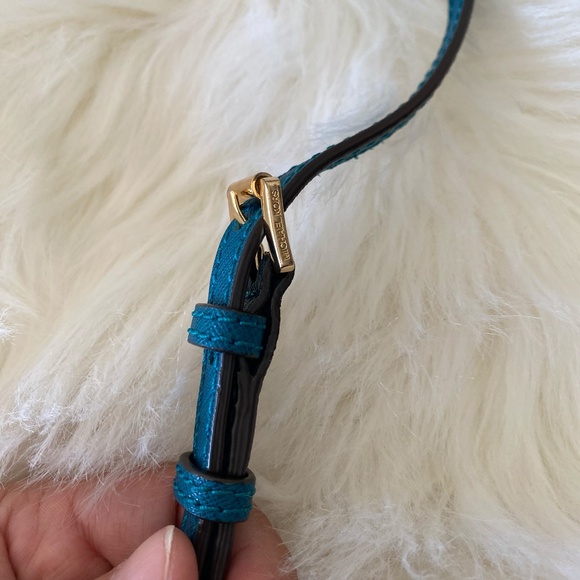 Michael Kors Large Jet Set Leather Crossbody - Picture 6 of 13